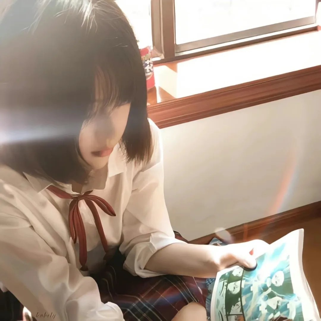 踉跄的女孩
